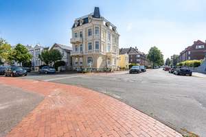 Stilvolle Altbauwohnung mit Balkon im Herzen von Cuxhaven – Die vollständige Adresse der Immobilie erhältst du vom Anbieter., 27472 Cuxhaven – Vorschaubild 45