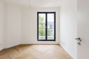 Lichtdurchflutete Wohnung in Wilhelmsruh: 2 Terrassen, moderne Einbauküche & Fußbodenheizung – Hertzstraße 19, 13158 Wilhelmsruh, Berlin – Vorschaubild 4