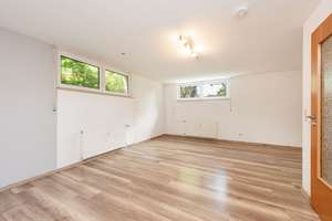 3-Familienhaus Berlin Pankow Heinersdorf, Drei Eigentumswohnungen, zwei sofort bezugsfrei! – Die vollständige Adresse der Immobilie erhältst du vom Anbieter., 13089 Heinersdorf, Berlin – Vorschaubild 5