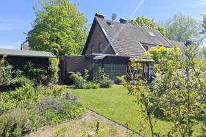 Ein Haus, viele Möglichkeiten: Großes Wohnhaus mit Einliegerwohnung und Bauland in 41379 Brüggen – Die vollständige Adresse der Immobilie erhältst du vom Anbieter., 41379 Brüggen – Vorschaubild 34