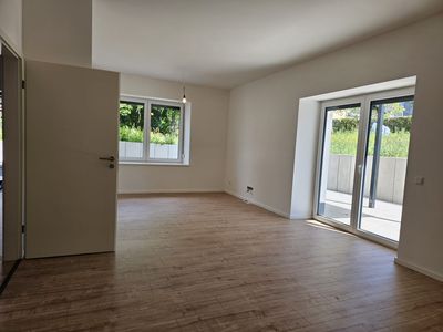 Modern. Energieeffizient. Großzügig. – 3-Zimmer-Wohnung mit Terrasse