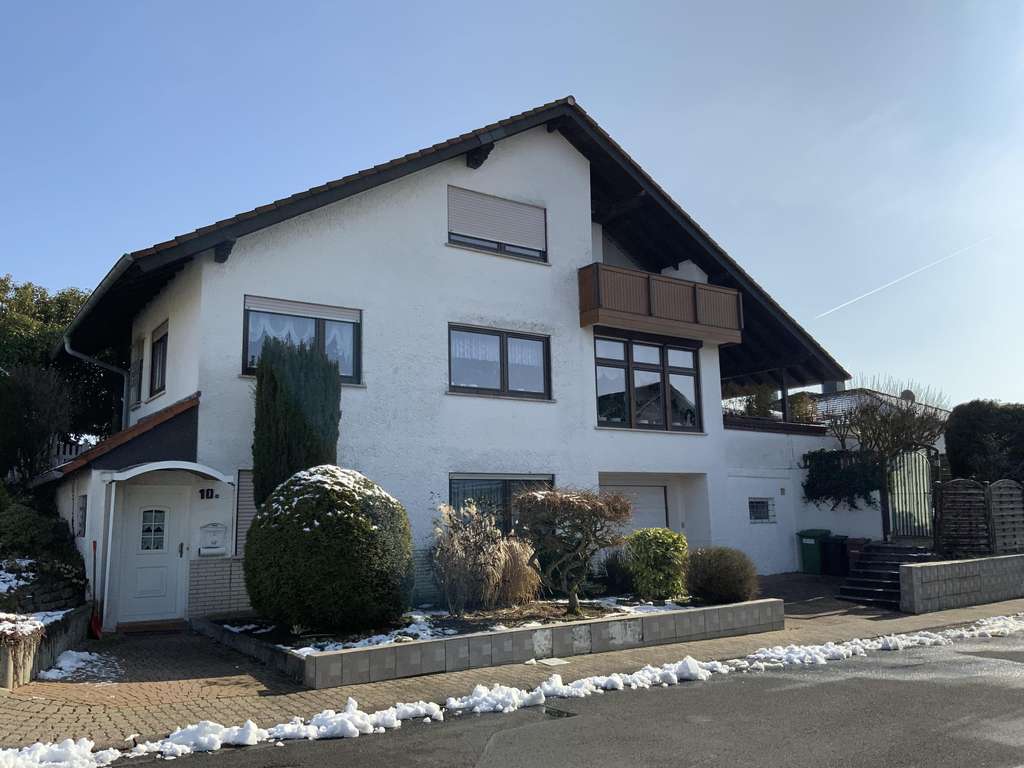 Immobilie in Neuberg - Schöne Doppelhaushälfte in Hanglage - außergewöhnlich interessant - Bild 1