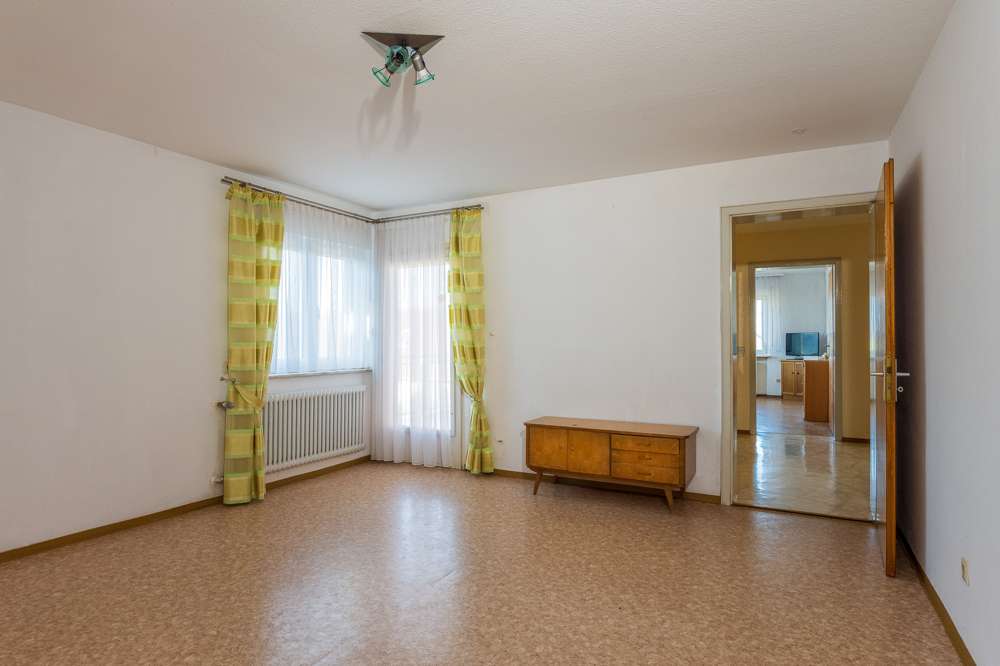 Immobilie in Appenweier - Ein Zuhause für Generationen! Solides Ein- / Zweifamilienhaus mit großer Terrasse - Bild 14