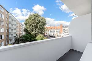 Möbliert, kernsaniert, Campus gegenüber: 2-Zimmer-Wohnung mit Balkon in Derendorf – 40476 Derendorf, Düsseldorf – Vorschaubild 3