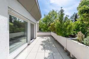 Stilvolle Wohnung mit Design-Ästhetik, großer Dachterrasse und Hobbyraum – Die vollständige Adresse der Immobilie erhältst du vom Anbieter., 81545 Harlaching, München – Vorschaubild 9