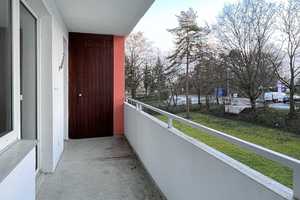 Schicke 2-Zi-Wohnung mit großem Balkon! – Goerdeler Str. 3, 65197 Wiesbaden – Vorschaubild 4