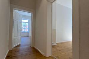 Top sanierte Altbauwohnung für City-Liebhaber