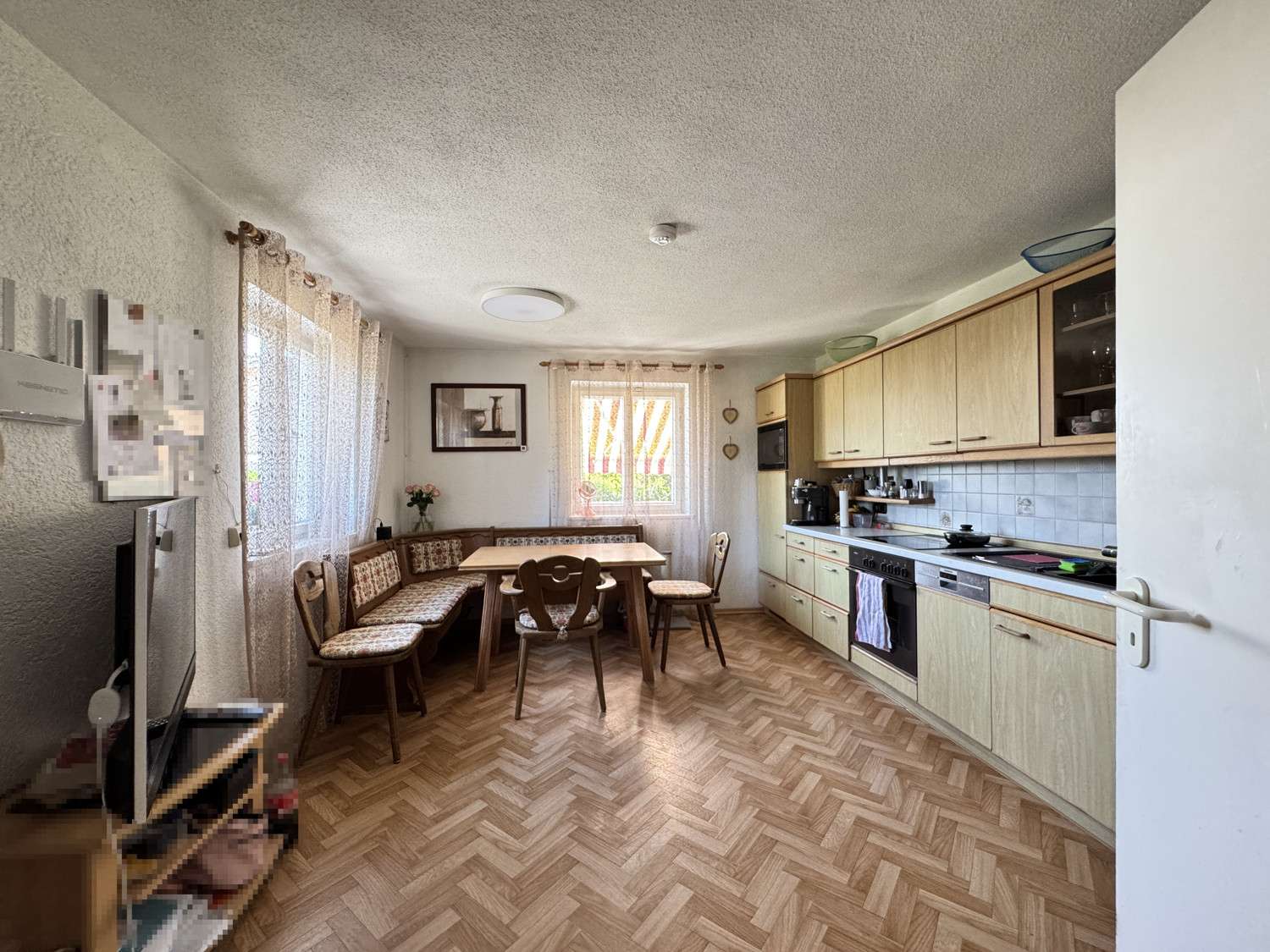 Immobilie in Haiming - Natur und Ruhe pur – Idyllisches Anwesen mit Fischteich, Bachlauf und großem Gartenparadies - Bild 4