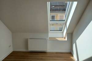 Freundliche, renovierte 2-Zimmer-Dachgeschosswohnung in zentraler Lage – Willstraße 8, 90429 Bärenschanze, Nürnberg – Vorschaubild 8