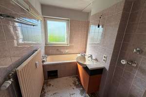 Ideale Lage bei Uni Stuttgart-Vaihingen: freie, renov.-bed. 3-Zi.-ETW mit Südost-Balkon und TG-Platz – Die vollständige Adresse der Immobilie erhältst du vom Anbieter., 70569 Dachswald, Stuttgart – Vorschaubild 11