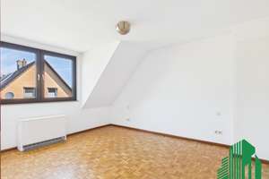 Großzügiges 6-Zimmer-Reihenmittelhaus mit Garten und Garage in Krefeld-Hüls – courtagefrei – Die vollständige Adresse der Immobilie erhältst du vom Anbieter., 47839 Hüls, Krefeld – Vorschaubild 12