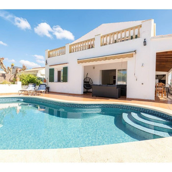 Haus, das das Beste von Menorcas Land und Meer vereint