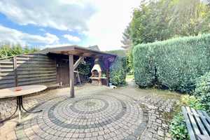 **Geräumiges Ein-/Zweifamilienhaus mit Garagen, Carport und großem Grundstück in Weitefeld** – Altenkirchen (Westerwald) (Kreis) – Vorschaubild 7