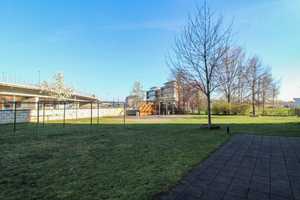 Property thumbnail 12