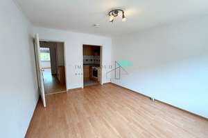 Attraktive 2-Zimmer-Wohnung mit Balkon ideale Kapitalanlage in zentraler Lage von Pforzheim – Die vollständige Adresse der Immobilie erhältst du vom Anbieter., 75175 Oststadt, Pforzheim – Vorschaubild 3