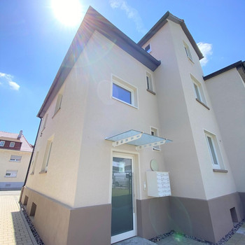 Renovierte 5 Zimmerwohnung mit Einbauküche