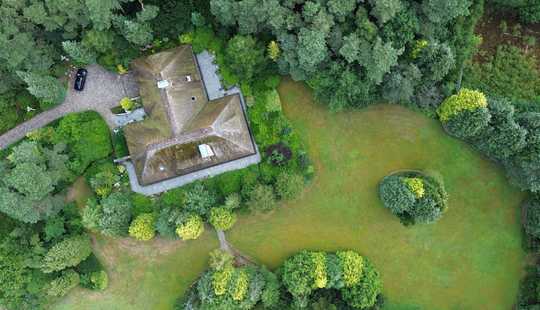 Bild von Exklusive, wunderschöne Reetdachvilla mit toller Parkanlage in Markhausen, Friesoythe zu verkaufen