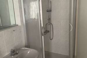 Ruhige Vierzimmer-Erdgeschoss-Wohnung in Rath-Königsforst  – Die vollständige Adresse der Immobilie erhältst du vom Anbieter., 51107 Rath/Heumar, Köln – Vorschaubild 9