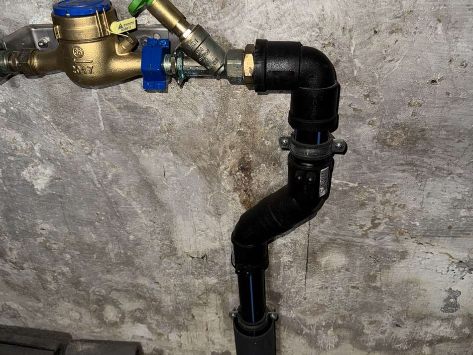 Wasserzuleitung
