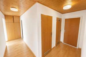 Viel Platz, viel Licht, viel Potenzial – 3 Zimmer mit Südbalkon in Aubing – 81243 Aubing-Süd, München – Vorschaubild 3