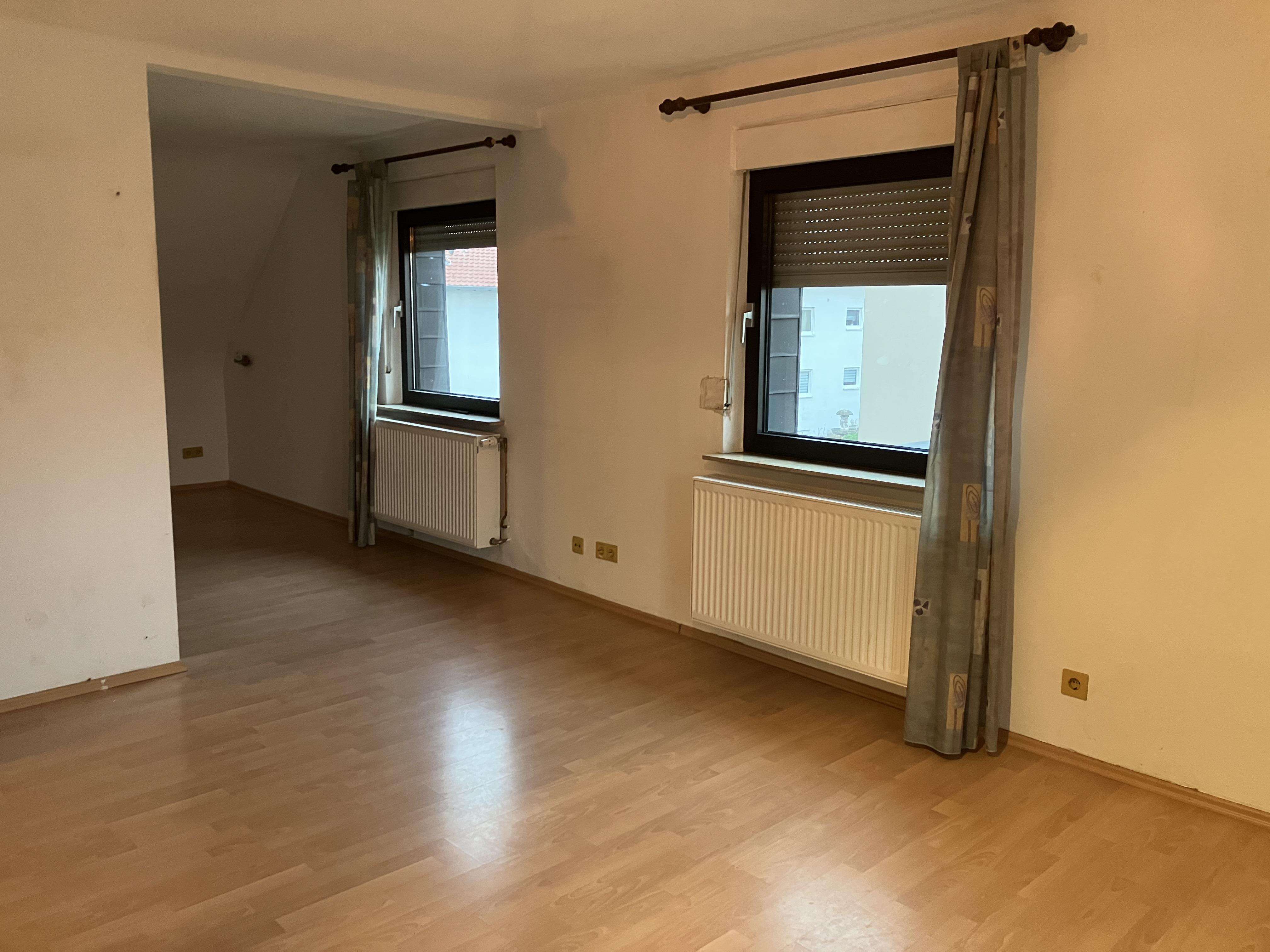 Immobilie in Kirkel - Geräumige Dachgeschosswohnung mit Dachterrasse - Bild 6