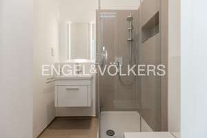 Moderne Eleganz im geschützten Hof-Ensemble: Refugium mit weitläufiger Terrasse & Blickachse zur ... – 60311 Altstadt, Frankfurt am Main – Vorschaubild 17