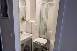1-Raum-Apartment mit Südbalkon vollmöbliert / fully furnished 1-Room Apartment with sunny balcony – Flensburger Straße 19, 10557 Hansaviertel, Berlin – Vorschaubild 6