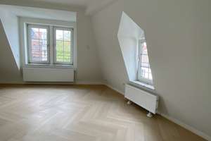 Wohnen mit Charakter: 2-Zimmer-Wohnung in der Kölner Altstadt – Greesbergstr 2, 50668 Altstadt/Nord, Köln – Vorschaubild 2