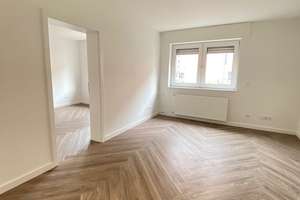 DOWNTOWN-FRANKFURT:  2 - Zimmer Wohnung direkt am Dom Römer !!! – 60311 Altstadt, Frankfurt am Main – Vorschaubild 3