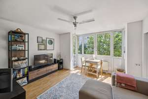 Modernes City-Apartment  in München-Nymphenburg – gepflegt und modernisiert ideal als Rückzugsort... – Die vollständige Adresse der Immobilie erhältst du vom Anbieter., 80639 Nymphenburg, München – Vorschaubild 1