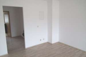Tolle 2 Zimmerwohnung mit Balkon und Stellplatz zu verkaufen !! – Limbacher Straße 32, 9247 Röhrsdorf, Chemnitz – Vorschaubild 9