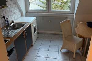 Schöne 2 Zimmer Dachgeschoßwohnung in Stadtrandlage mit sehr guter Verkehrsanbindung – Eiserfelder Straße 209, 57080 Eiserfeld, Siegen – Vorschaubild 14