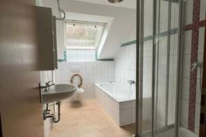 Mietreduzierung - bezugsfreie 3,5 Zimmer im Dachgeschoss – Friedrich-Ebert-Straße 162, 42117 Elberfeld West, Wuppertal – Vorschaubild 5