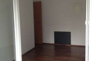 Aufzug! Lichtdurchflutete Dachgeschosswohnung mit Balkon und Fußbodenheizung; zentral jedoch ruhig – Bleichstr. 17, 42651 Solingen-Mitte, Solingen – Vorschaubild 21