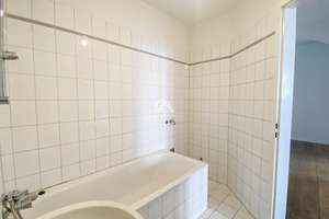 ALTBAULIEBHABER AUFGEPASST! HELLE UND KLASSISCH SCHÖNE ALTBAUWOHNUNG MIT POTENZIAL! PROVISIONSFREI! – Lübecker Straße 29, 10559 Moabit, Berlin – Vorschaubild 17