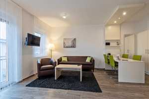 Rundum-sorglos Kapitalanlage I TOP Zustand I provisionsfrei – Erich-Thilo-Str. 3, 12489 Berlin – Vorschaubild 2