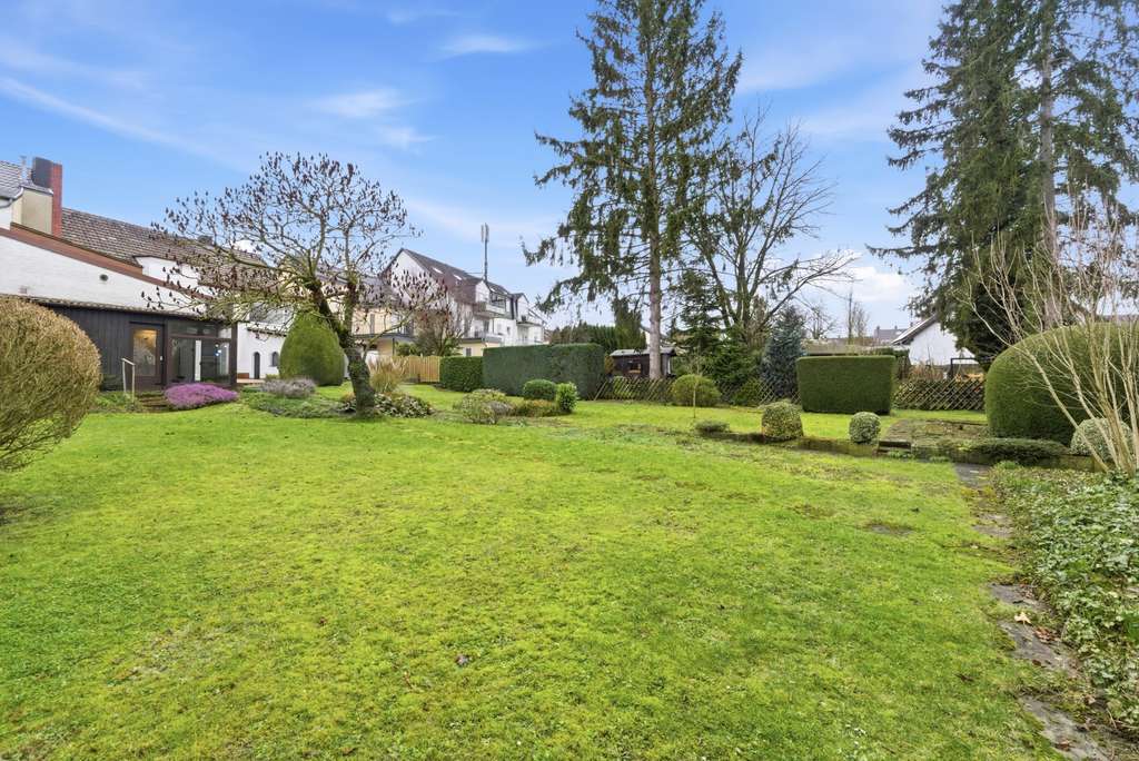 Immobilie in Meckenheim - Platz für Generationen! Großzügiges Wohnhaus auf 1.045m² Grund mit Potenzial in zentraler Lage - Bild 4