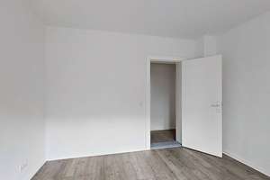 Einziehen & wohlfühlen – helle 3-Zimmer-Wohnung mit Balkon – Richthofenstraße 16, 24768 Rendsburg – Vorschaubild 5
