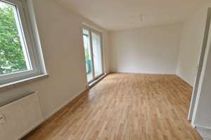 Drei Zimmer Wohnung mit nagelneuer Einbauküche! – Arnold-Zweig-Straße 43, 39120 Leipziger Straße, Magdeburg – Vorschaubild 2