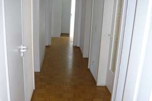 Helle, gemütliche 5 Raum (2 Schlafzi.) DG-Whg  teilmöbliert oder ohne Möbel, Nähe Essener Klinikum – Die vollständige Adresse der Immobilie erhältst du vom Anbieter., 45147 Holsterhausen, Essen – Vorschaubild 11