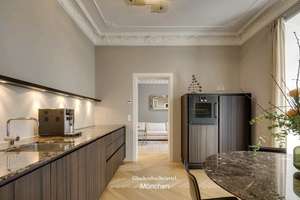 Exklusives Luxuswohnen mit Charakter: 2,5-Zimmer-Wohnung in der Ludwigsvorstadt-Isarvorstadt – Reichenbachstraße 18, 80469 Gärtnerplatz, München – Vorschaubild 1
