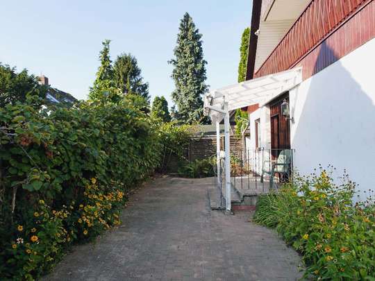 Großzügiges Einfamilienhaus mit angenehmen Extras - Bild 4