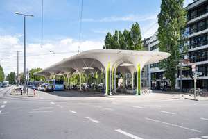Sonne. Grün. Und zwei Balkone. – Luxemburgerstr 8, 80805 Münchner Freiheit, München – Vorschaubild 15