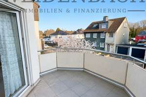 Gepflegtes Wohnen: Drei Zimmer, Balkon und Garage...