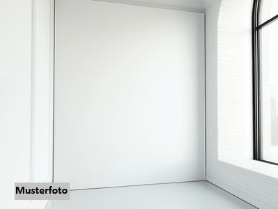 Dachgeschosswohnung mit guter Anbindung an den ÖPNV