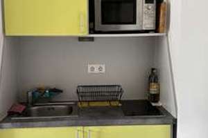 Kurzfristig - Private Studio Apartment mit Balkon in Munich Milbertshofen – Ricarda-Huch-Straße 1, 80807 Milbertshofen, München – Vorschaubild 6