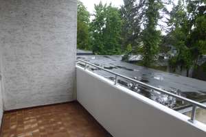 Zentral gelegene 3 Zimmer Wohnung in Köln-Rodenkirchen – Die vollständige Adresse der Immobilie erhältst du vom Anbieter., 50996 Rodenkirchen (Ortsteil), Köln – Vorschaubild 2