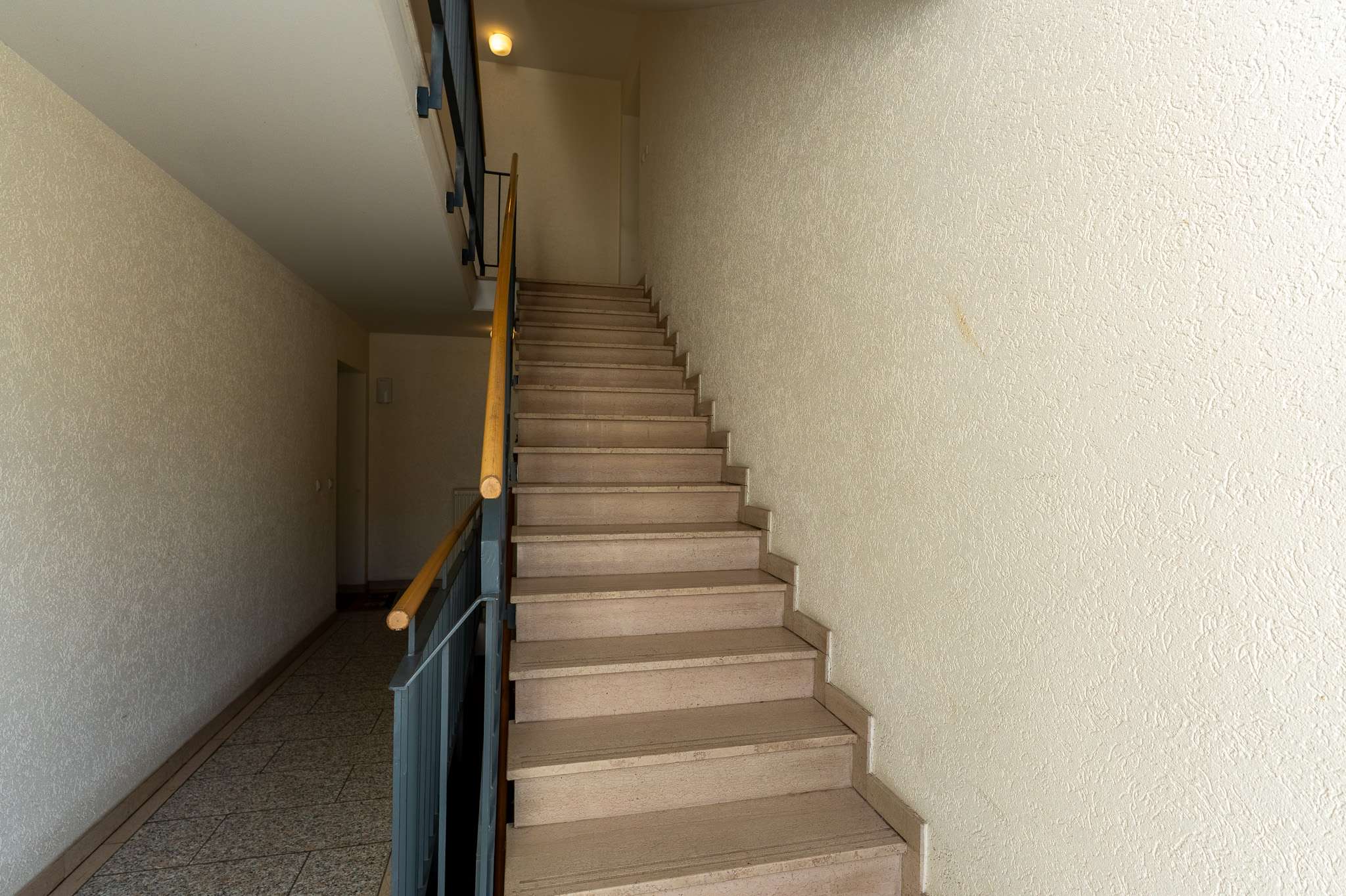 Bezugsfreie 2-Zimmer-Eigentumswohnung mit Balkon, PKW-Stellplatz und Kellerraum in bester Wohnlage, Havelland Kreis – Bild 4