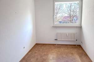 RESERVIERT! Sonnige 3-Zimmer-Familienwohnung, große Loggia, TG-Stellplatz, ca. 80m2 – Die vollständige Adresse der Immobilie erhältst du vom Anbieter., 81737 Neuperlach, München – Vorschaubild 17