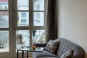 Voll-möblierte 1-Zimmer Wohnung mit Balkon und Garage im 2. OG in München-Sendling-Westpark